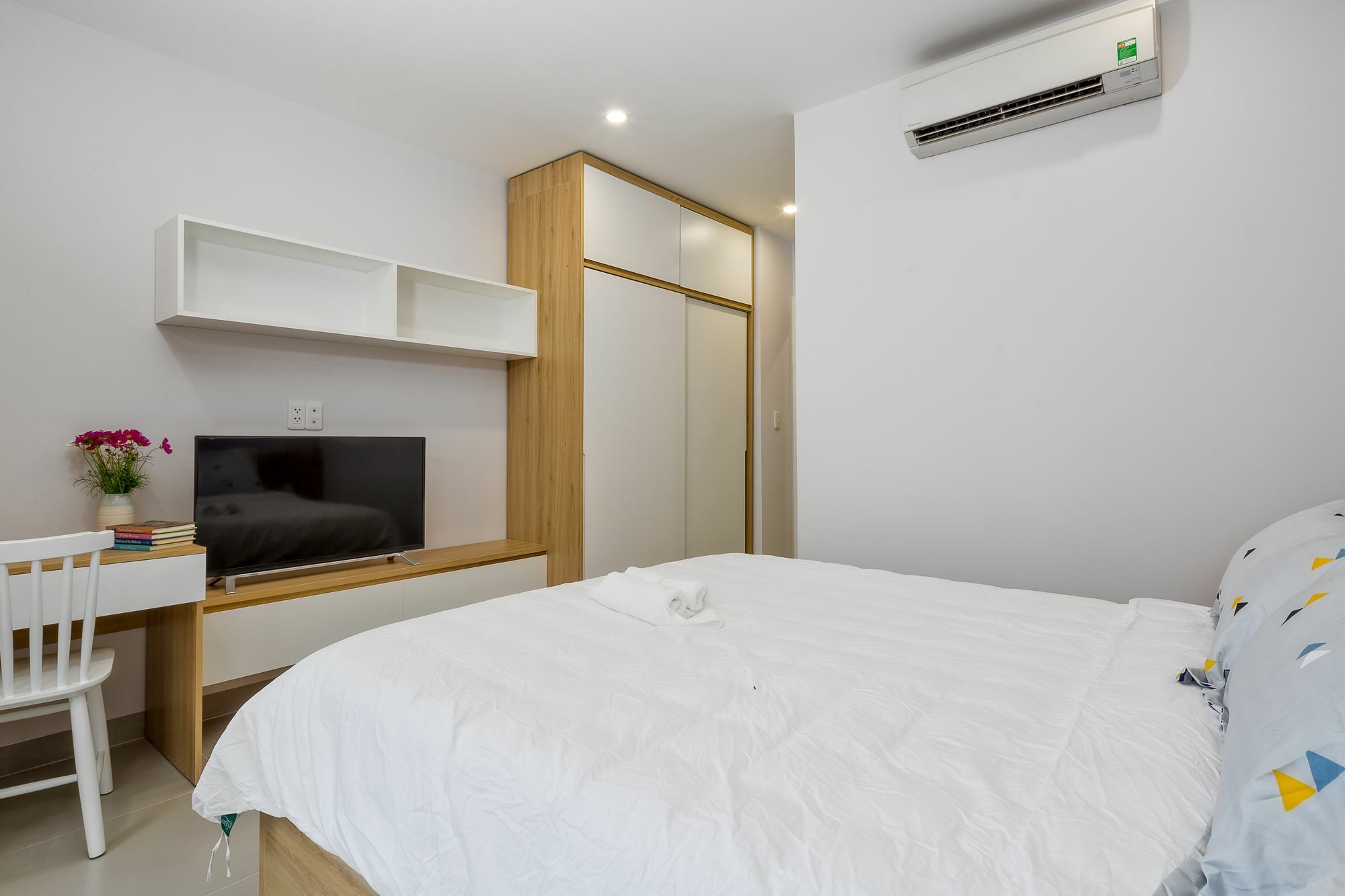 Vivian Villa & Apartment By My Khe Beach Da Nang Luaran gambar
